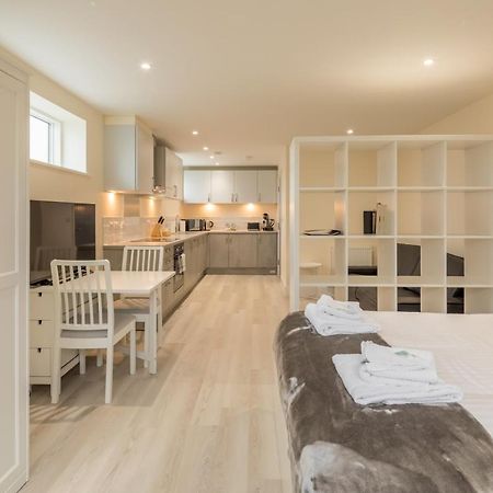 Pass The Keys Flat 9 Lovell Lodge - Modern Studio Near Science Park 剑桥 外观 照片